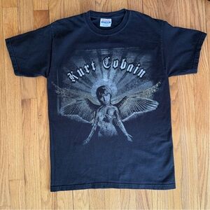 Vintage Y2K Kurt Cobain Memorial Short Sleeves Hanes T-Shirt Angel Wings
